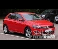 Disponibili volkswagen polo 2019 ricambi c2338 - 1