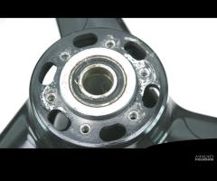 Cerchio anteriore 3 razze nero Ducati 748 916 996 - 7