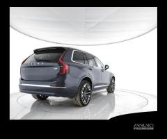 VOLVO XC90 T8 AWD Plug-in hybrid Elettrica/Benzi