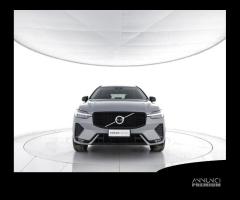 VOLVO XC60 B4 automatico Plus Dark