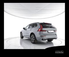 VOLVO XC60 B4 automatico Plus Dark