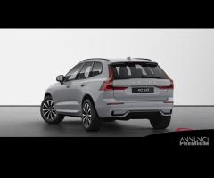 VOLVO XC60 B5 AWD Mild hybrid Benzina Plus Dark