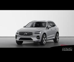 VOLVO XC60 T6 AWD Plug-in hybrid Elettrica/Benzi