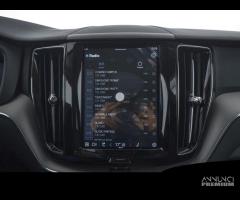 VOLVO XC60 T6 AWD Plug-in hybrid Elettrica/Benzi - 13