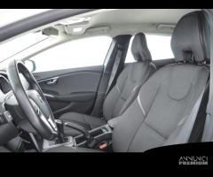 VOLVO V40 Cross Country D2 Business Plus - 9