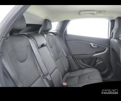 VOLVO V40 Cross Country D2 Business Plus - 11