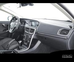 VOLVO V40 Cross Country D2 Business Plus - 12