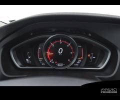 VOLVO V40 Cross Country D2 Business Plus - 13