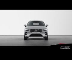 VOLVO XC60 T6 AWD Plug-in hybrid Elettrica/Benzi