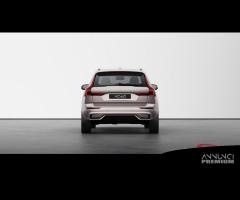 VOLVO XC60 T6 AWD Plug-in hybrid Elettrica/Benzi - 6