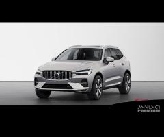 VOLVO XC60 T6 AWD Plug-in hybrid Elettrica/Benzi