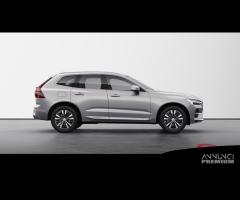 VOLVO XC60 T6 AWD Plug-in hybrid Elettrica/Benzi