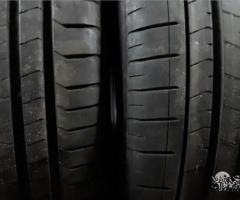 Coppia di pneumatici usati 255 30 19 pirelli