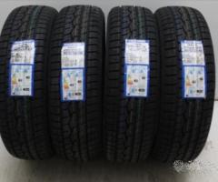 4 gomme nuove 235 55 19 toyo invernali