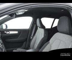 VOLVO XC40 B3 Mild hybrid Benzina Core - 9