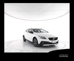 VOLVO V40 Cross Country D2 Business Plus