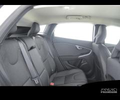 VOLVO V40 Cross Country D2 Business Plus - 11