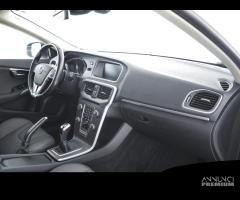 VOLVO V40 Cross Country D2 Business Plus - 12