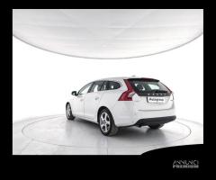 VOLVO V60 DRIVe