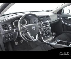 VOLVO V60 DRIVe - 8