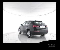 AUDI Q3 2.0 TDI 120 CV Business - PER OPERATORI