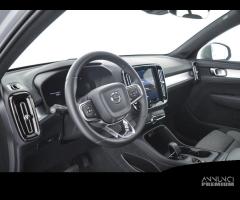 VOLVO XC40 B3 automatico Core - 8