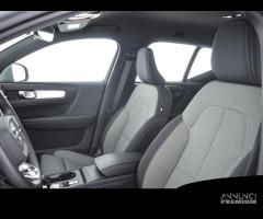 VOLVO XC40 B3 automatico Core - 9