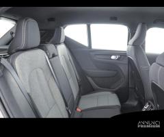 VOLVO XC40 B3 automatico Core - 11