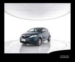 LANCIA Ypsilon 1.2 69 CV 5 porte Platinum