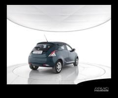 LANCIA Ypsilon 1.2 69 CV 5 porte Platinum