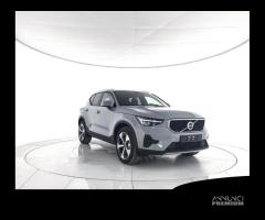 VOLVO XC40 B3 Mild hybrid Benzina Core