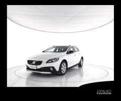 VOLVO V40 Cross Country KINETIC