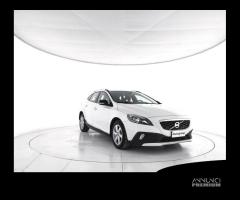 VOLVO V40 Cross Country KINETIC