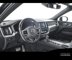 VOLVO XC60 D4 Geartronic R-design - 8