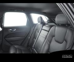 VOLVO XC60 D4 Geartronic R-design - 10