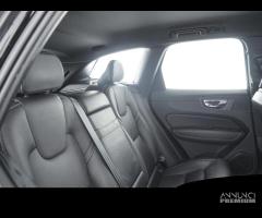 VOLVO XC60 D4 Geartronic R-design - 11