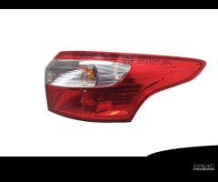 STOP FANALE POSTERIORE DESTRO FORD Focus S. Wagon