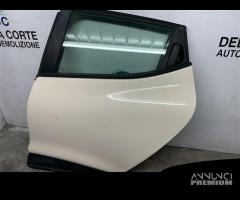 PORTIERA POSTERIORE SINISTRA RENAULT Clio Serie IV