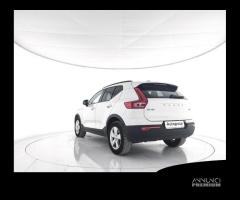 VOLVO XC40 D3 Momentum Pro