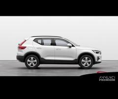 VOLVO XC40 B3 Mild hybrid Benzina Essential