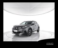 PEUGEOT 2008 BlueHDi 100 S&S Allure