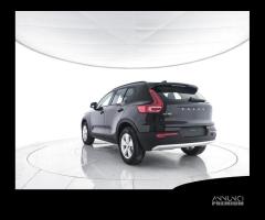 VOLVO XC40 B3 Mild hybrid Benzina Essential