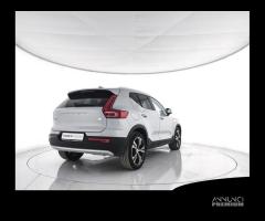 VOLVO XC40 T5 Recharge Plug-in Hybrid Inscriptio