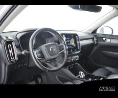 VOLVO XC40 T5 Recharge Plug-in Hybrid Inscriptio - 8