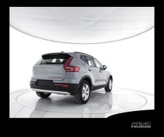 VOLVO XC40 B3 Mild hybrid Benzina Essential