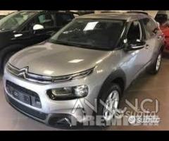 Disponibili ricambi Citroen C4 cactus 2016 - 1