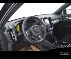 VOLVO XC40 Black Edition B3 Mild hybrid Benzina - 8