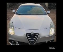 Alfa Romeo Giulietta Anno 2012 | SOLO PER RICAMBI