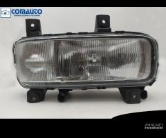 Faro ant dx MERCEDES ATEGO - 1