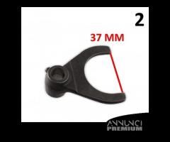 Forcella innesto 5 marcia Cagiva SST 125 17241 - 3